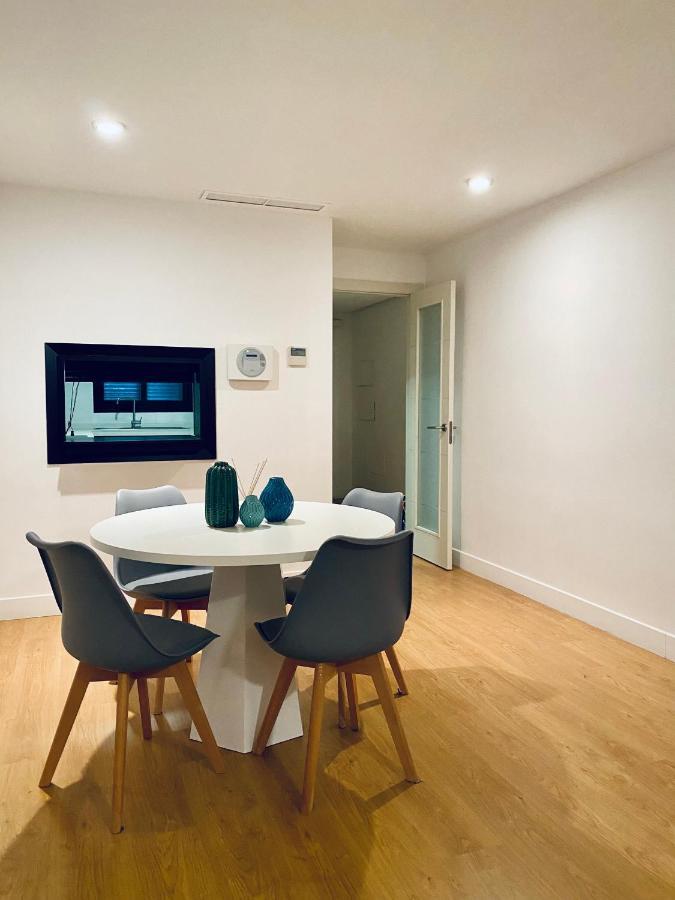 Sunshine Beach Front Complex, Wifi, Modern Casares Buitenkant foto